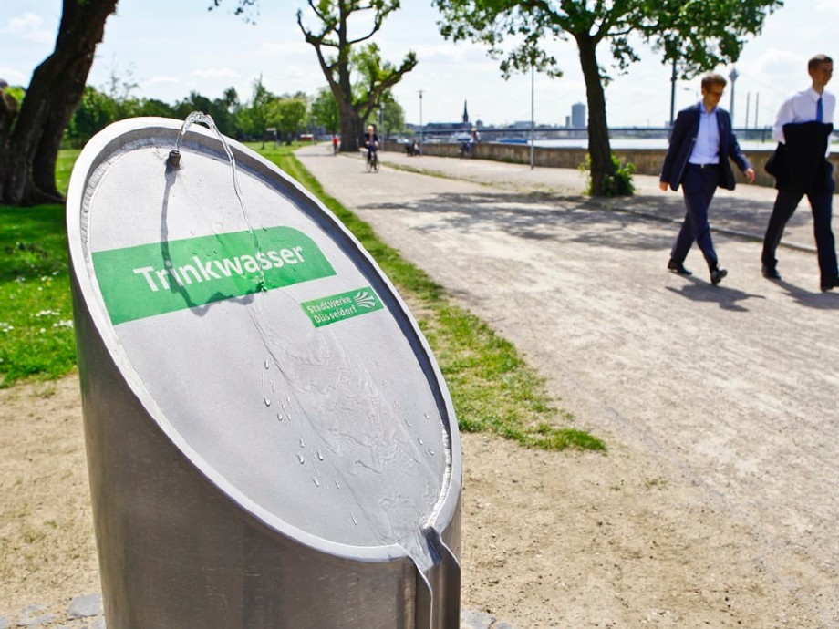 Trinkwasserbrunnen der Stadtwerke Düsseldorf im Rheinpark