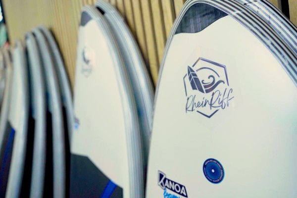 Nahaufnahme der Surfboards. © Stadtwerke Düsseldorf