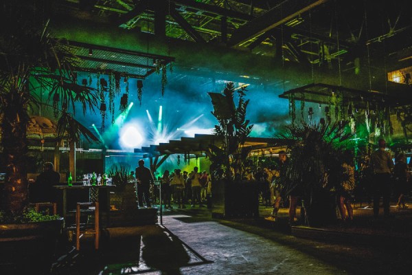Event im RheinRiff mit spektakulären Lichtspielen. © RheinRiff