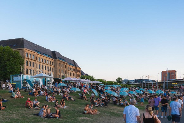 Stadtstrand am Mannesmannufer © Stadtstrand Düsseldorf GmbH