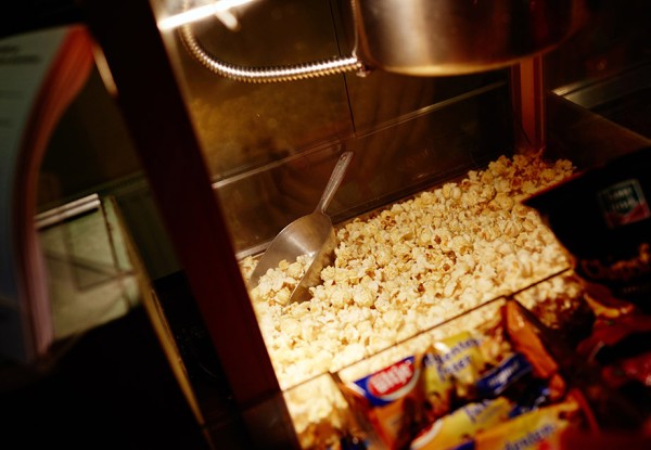 Der Geruch von frischem Popcorn gehört dazu. Und vielleicht auch der Genuss?