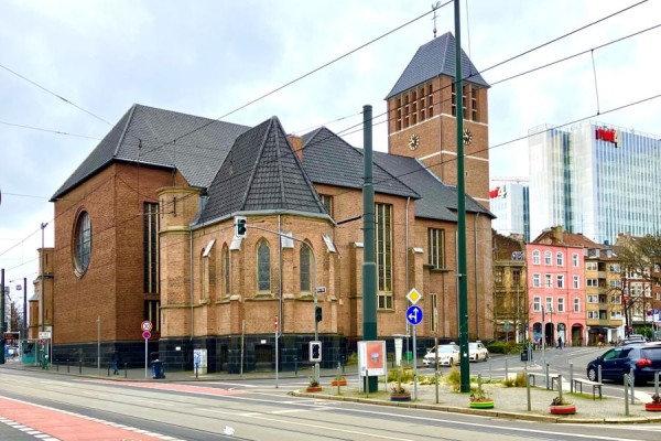 Die Bilker Kirche (Martinskirche) in Düsseldorf.
