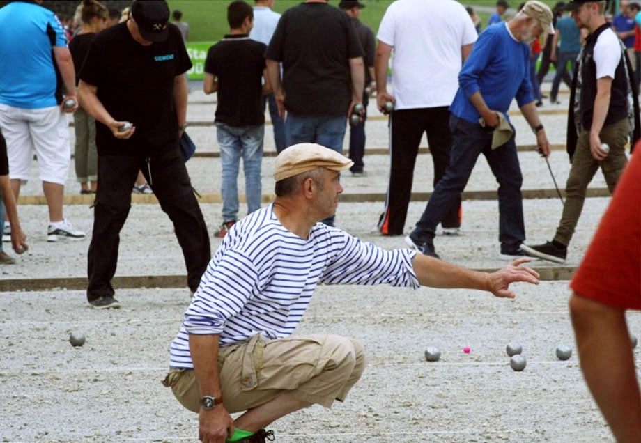 Einige Boule-Spieler wirken auf den ersten Blick wie echte Franzosen. (c) Kevin Johnson, Düsseldorf sur place e.V.